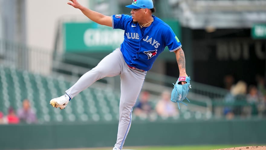 Bullpen game appears Blue Jays’ best short-term solution for Cody Ponce’s vacated rotation spot