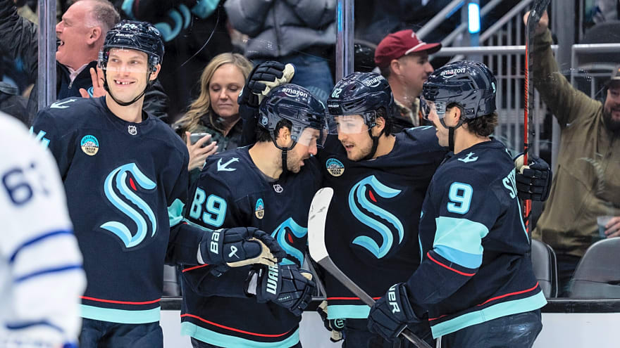 Instant Reaction: Maple Leafs’ free fall continues with 5-2 loss to Kraken