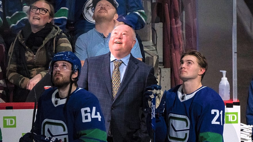 Five candidates not named Bruce Cassidy who could replace Knoblauch as Oilers head coach
