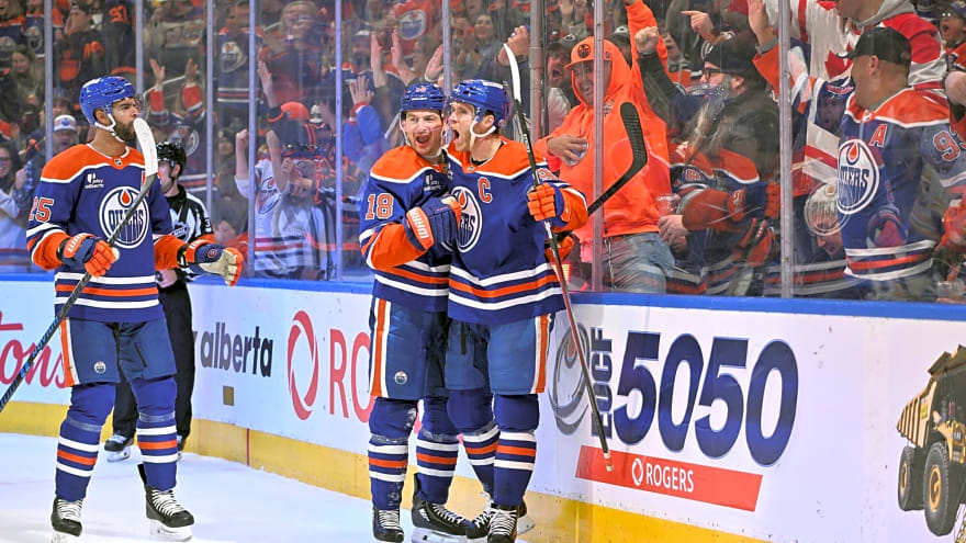 Connor McDavid’s incredible December, love for Zach Hyman, and the Oilers’ home-heavy schedule