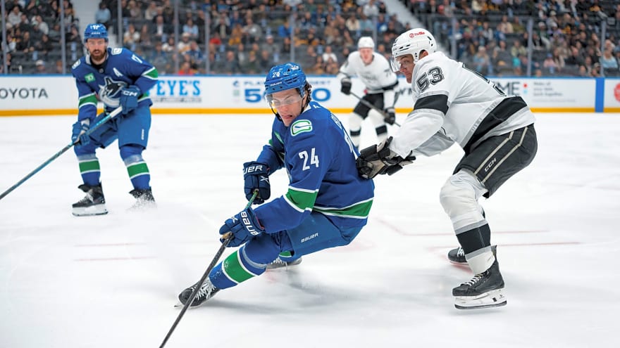 ‘It shows they care’: Boeser and Buium talk late game fight after Canucks’ 4-0 loss to Kings