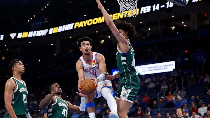 Milwaukee Bucks Blow Out Oklahoma City Thunder in Upset Win on the Road
