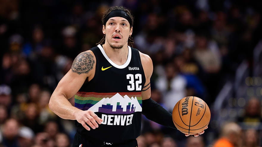 Aaron Gordon Out At Least 4-6 Weeks With Hamstring Strain