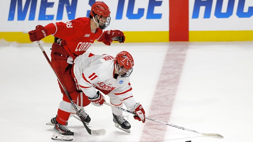 Flames sign Jonathan Castagna to three-year, entry-level contract