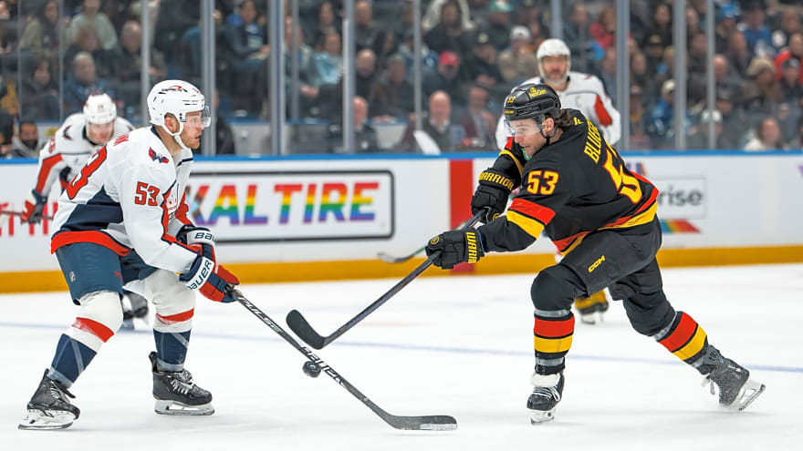 The Statsies: Öhgren-Blueger-Garland line dazzles as Canucks get back in the win column vs. Capitals