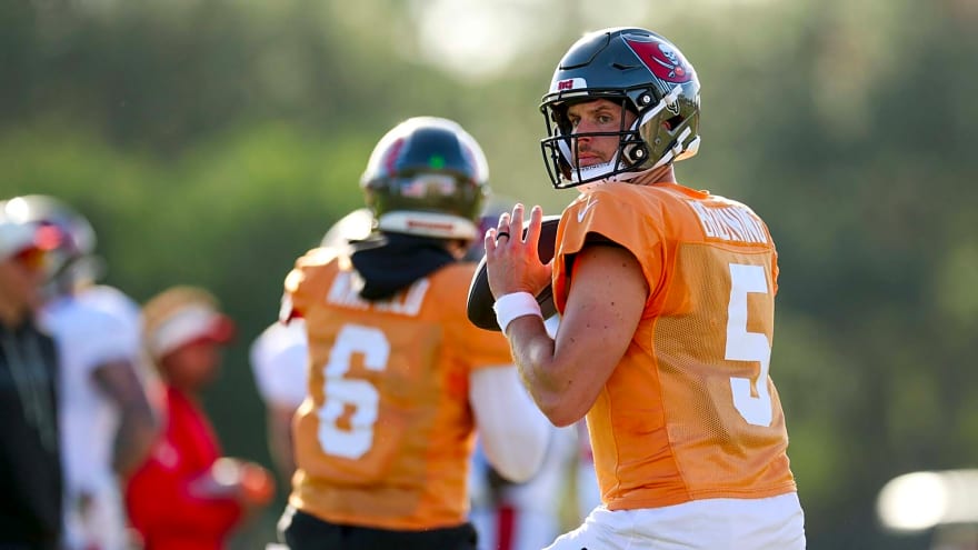 Multiple fights, an injured quarterback, and a suffocating defense highlight first Buccaneers-Jets joint practice
