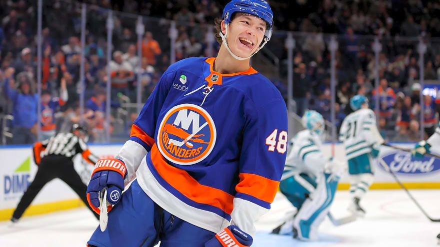 Islanders’ Schaefer wins 2026 Calder Trophy as NHL’s top rookie