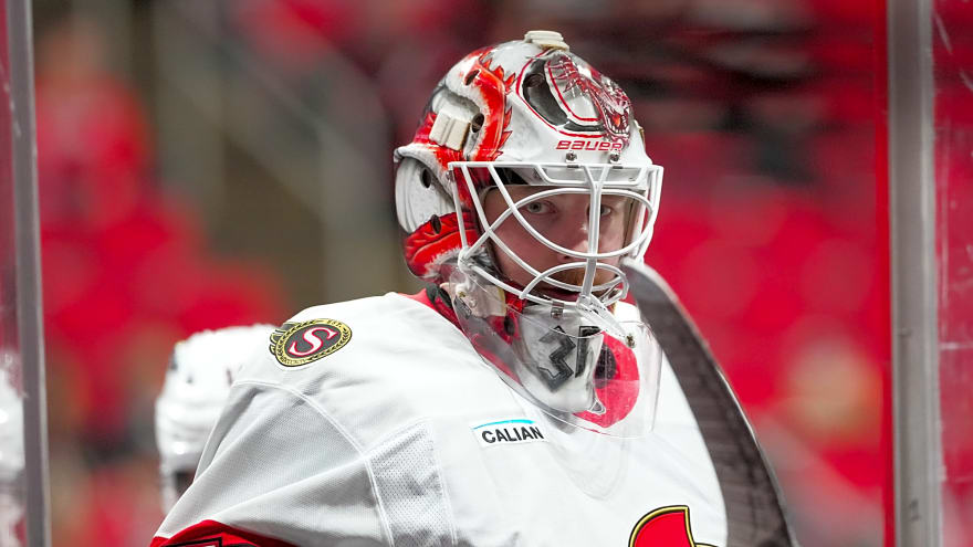Senators’ Linus Ullmark Out With Illness, Hunter Shepard Recalled