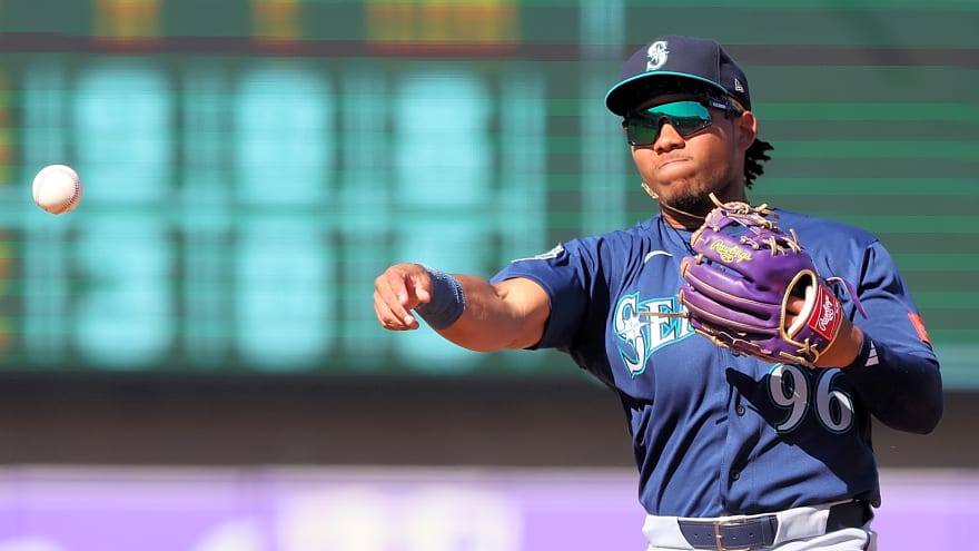 Mariners’ Michael Arroyo Undergoes Elbow Scope Procedure