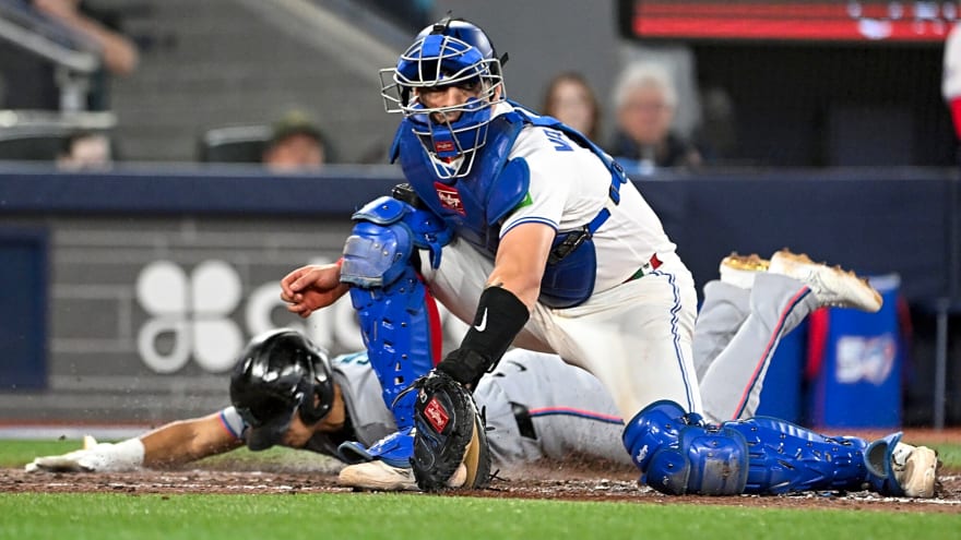 Instant Reaction: Poor defence sinks Blue Jays in 8-2 loss to Marlins