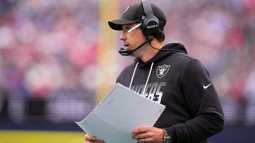 Klint Kubiak’s honest admission after Las Vegas Raiders’ loss to Patriots still doesn’t explain a head-scratching decision