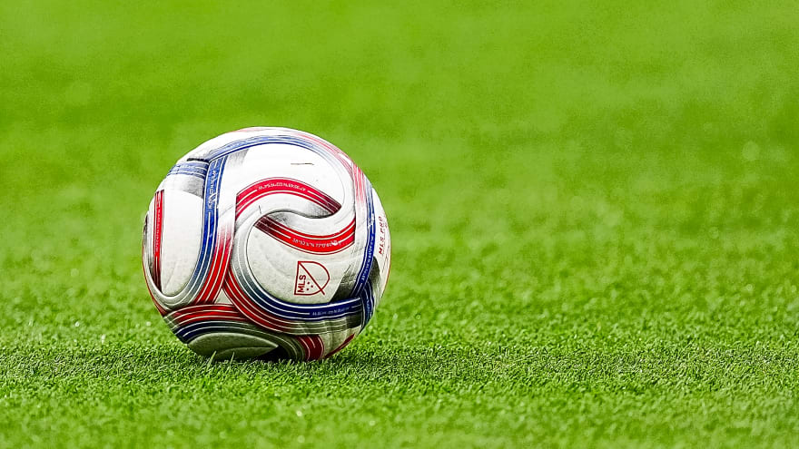 Manchester United target keen on Old Trafford move after fresh development