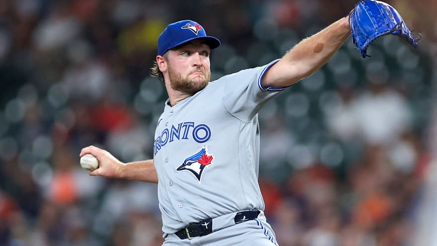 Instant Reaction: Blue Jays fall apart as Yesavage exits early in 7-2 loss to Astros