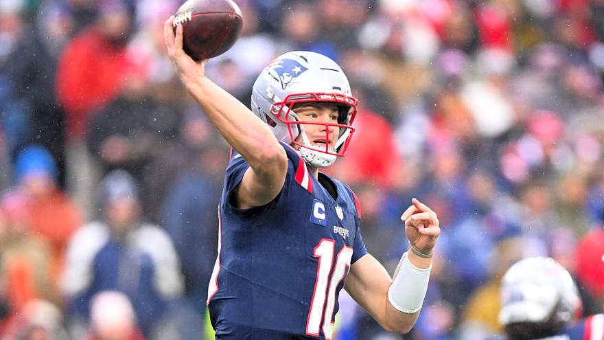 Patriots Have a Problem That Could Threaten Their Playoff Hopes