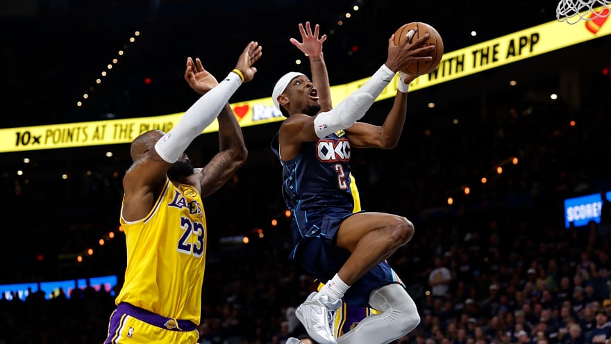 Watch: Thunder take 2-0 lead over Lakers with 3rd-quarter burst