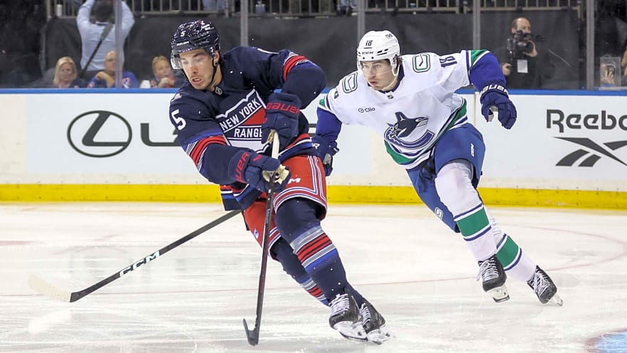  Canucks struggle defending off the rush in 6-2 loss to Rangers