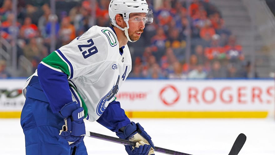 Forgettable season for Marcus Pettersson mirrored so many of Canucks defensive woes: Year in Review