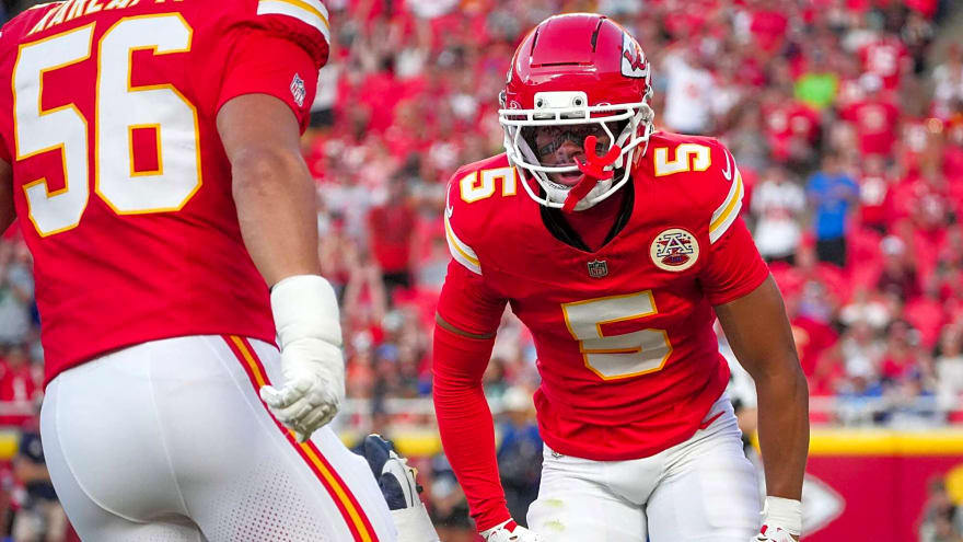 Emmett Johnson continues to impress and 4 more halftime takeaways from Kansas City Chiefs’  preseason Week 3 tilt vs. Seahawks