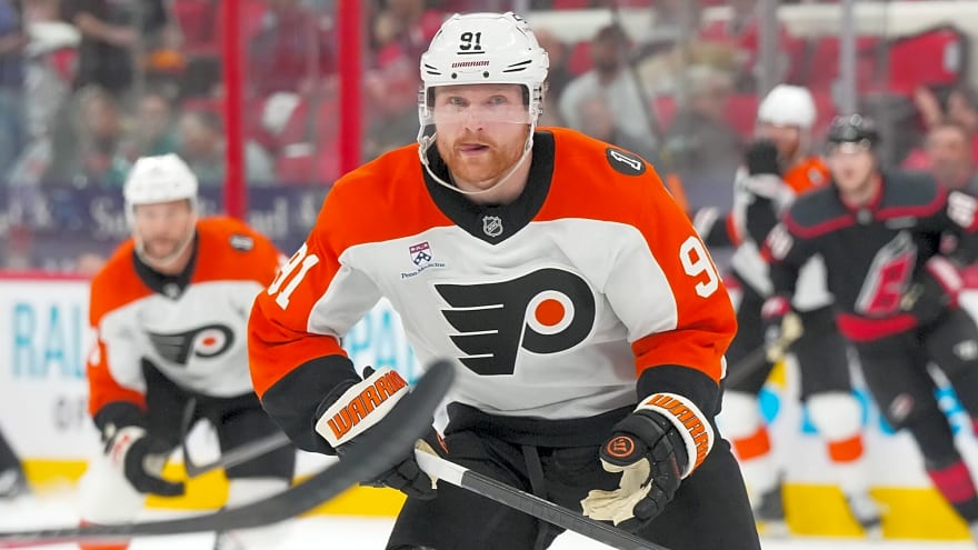 Report: Flyers re-sign Carl Grundstrom to one-year contract