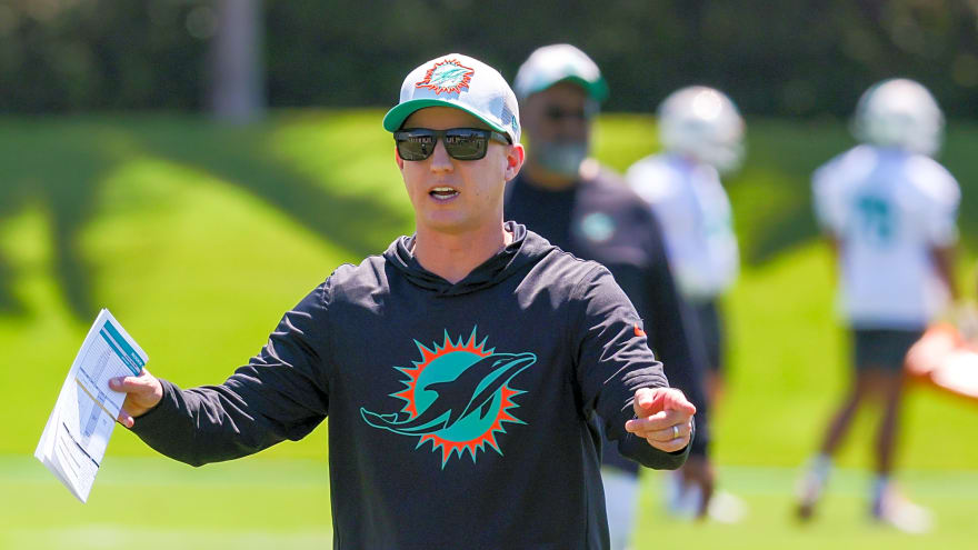 Bobby Slowik Sends Clear Message About De’Von Achane’s Role