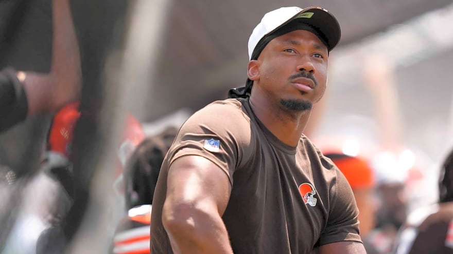 Packers’ Micah Parsons gets message from Myles Garrett after wild Vikings triple team in Week 12