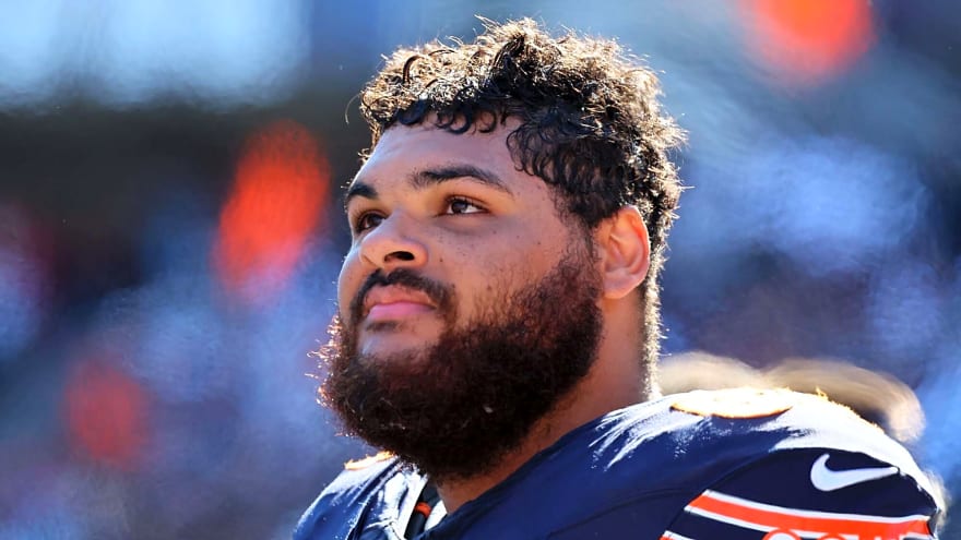 Former Tennessee Vols OL Darnell Wright just got some big money help from the NFL, but it comes with a word of warning