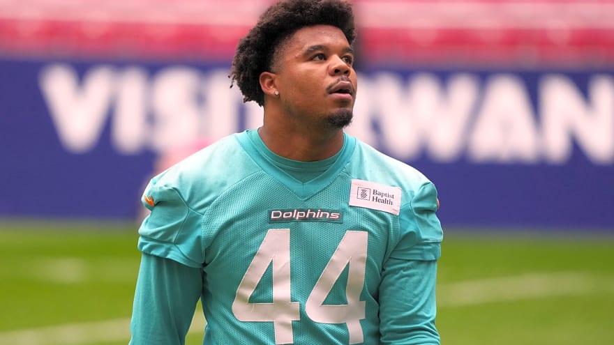 Dolphins Host 23-Sack Edge Duo 9 Days Before Draft—One Isn’t On ESPN’s Board