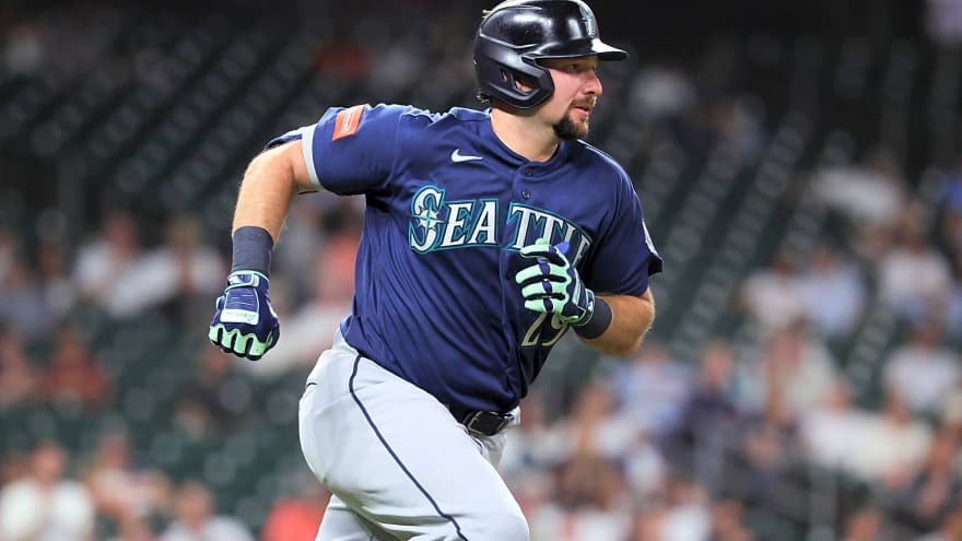 Mariners superstar lands on IL for first time in career