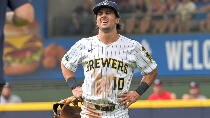 Milwaukee Brewers place RF Sal Frelick on Injured List
