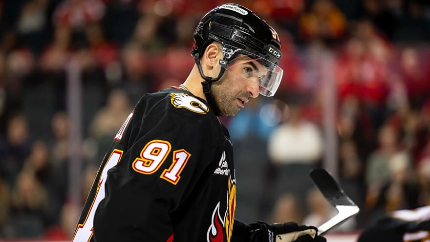 Nazem Kadri has informed the Flames he’s open to a trade: report