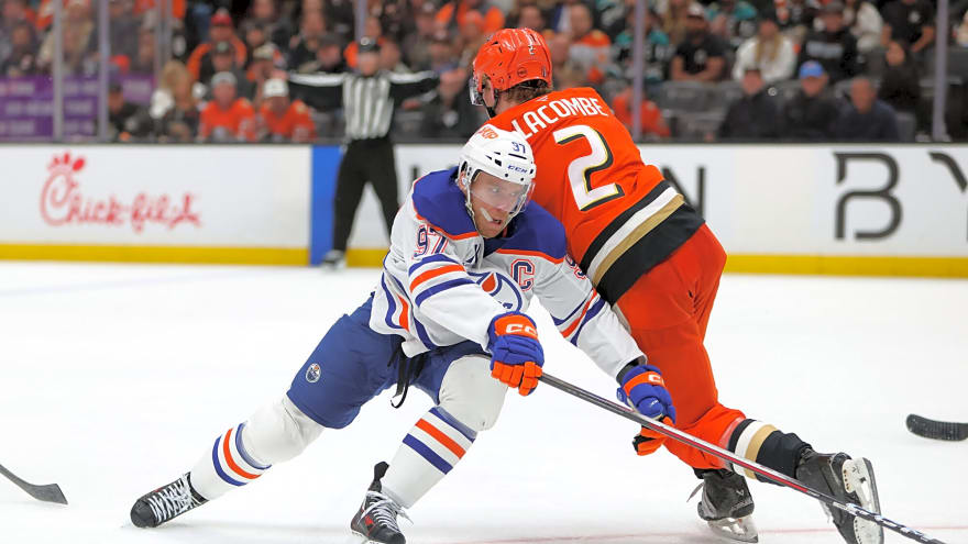 ‘Stuff that shouldn’t happen’: Oilers know what to fix, but regular season inconsistency prevails