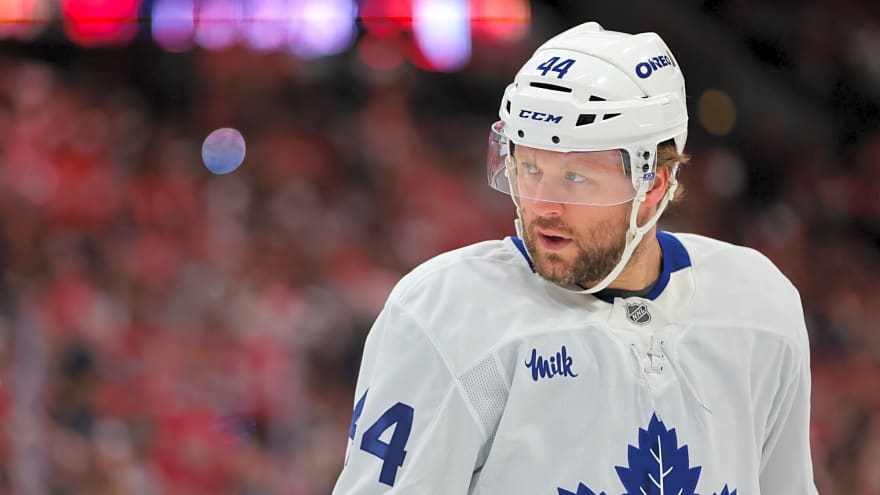 Maple Leafs Talking Big Blue Line Trade Despite No GM