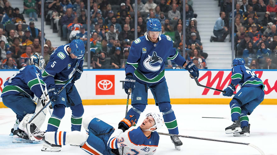 Oilers place Colton Dach on injured reserve, activate Jason Dickinson