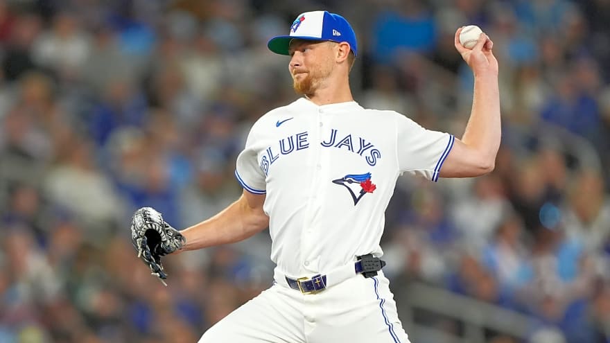 Blue Jays pushing Eric Lauer’s start back due to illness