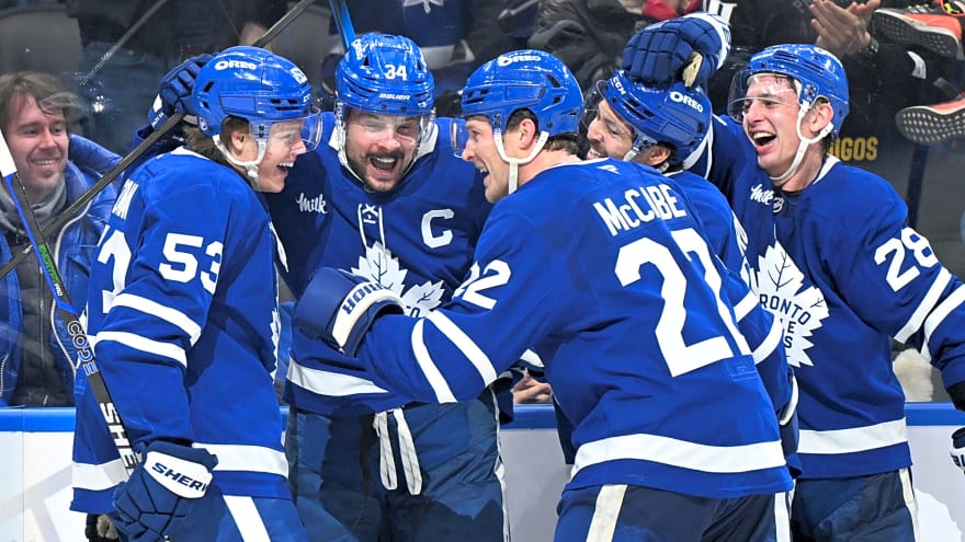 Auston Matthews sets the tone for 2026 in New Year’s Day thriller