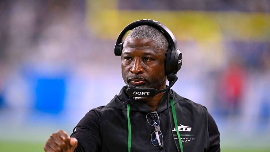 New York Jets face an unexpected wrinkle ahead of crucial Week 4 matchup against Chicago Bears as major decision looms