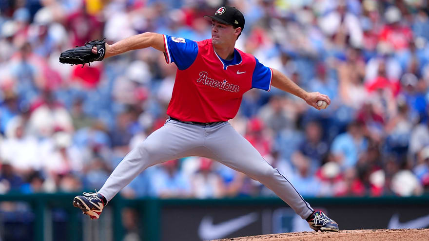 Mariners Designate Jhonathan Diaz, Select Kade Anderson