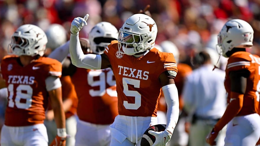Day 3 Cowboys Mock Draft: Dallas keeps building the defense with three solid picks in the fourth round, lands a sleeper on offense