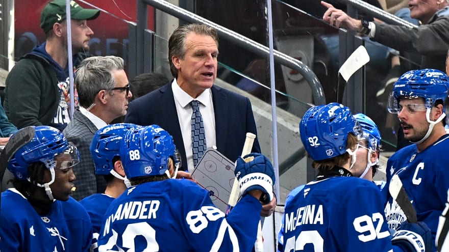Jim Hiller believes Maple Leafs looked like a new team in season opener