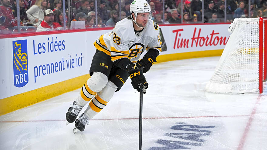 Mammoth Sign Andrew Peeke