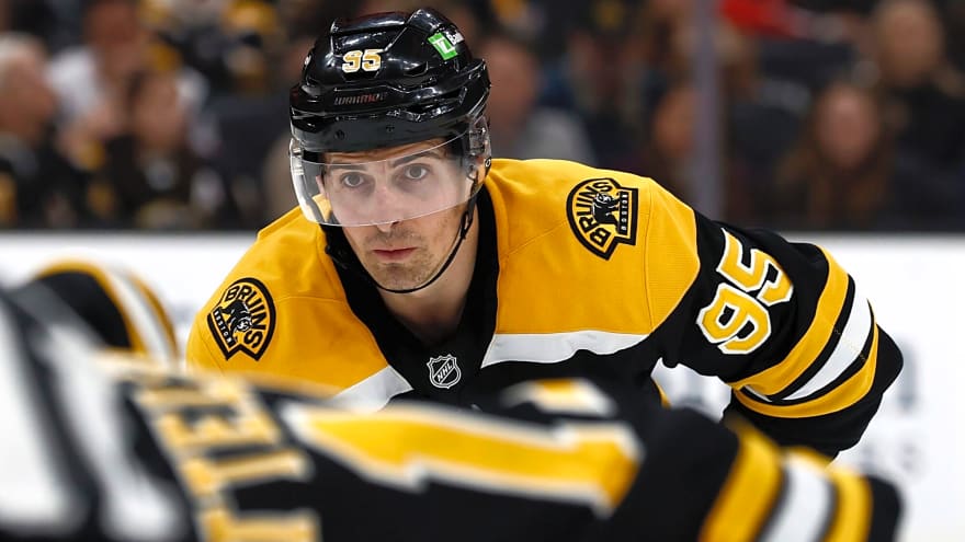 Maple Leafs sign Vinni Lettieri to one-year contract