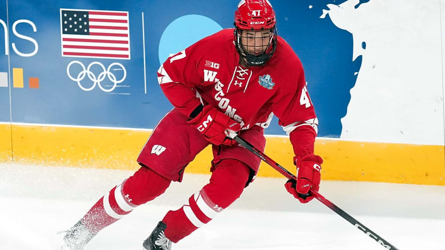 Senators sign Blake Montgomery to entry-level contract