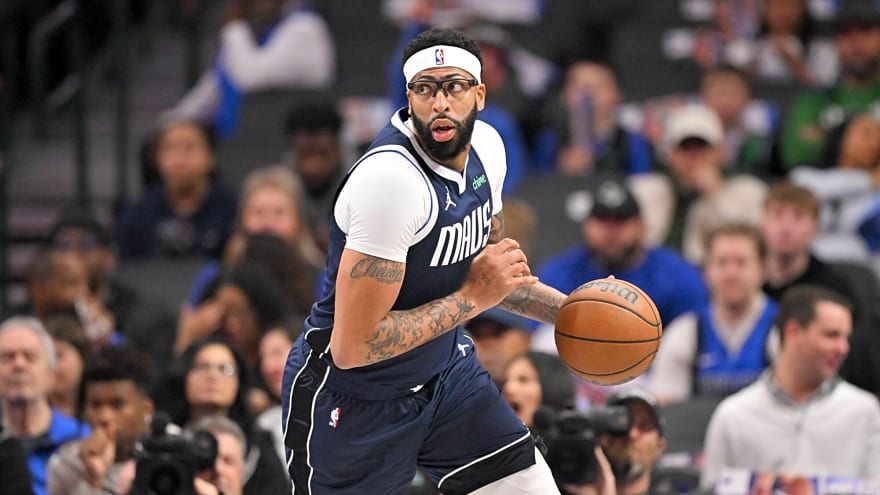 Mavericks Reportedly Would Like To Trade Anthony Davis To Hawks