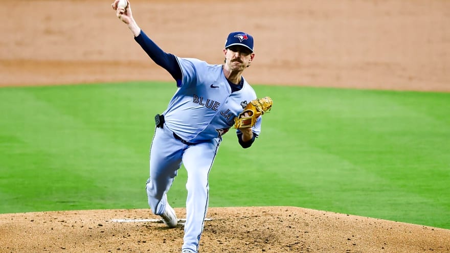 Assessing the Blue Jays’ rotation after the recent injury updates to Bieber and Francis