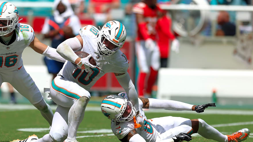 Rodriguez’s 18-Tackle Day Shows Game Is Slowing Down