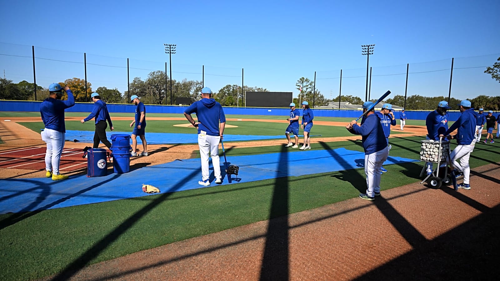 Blue Jays promote prospect Giaconino Lasaracina to Single-A