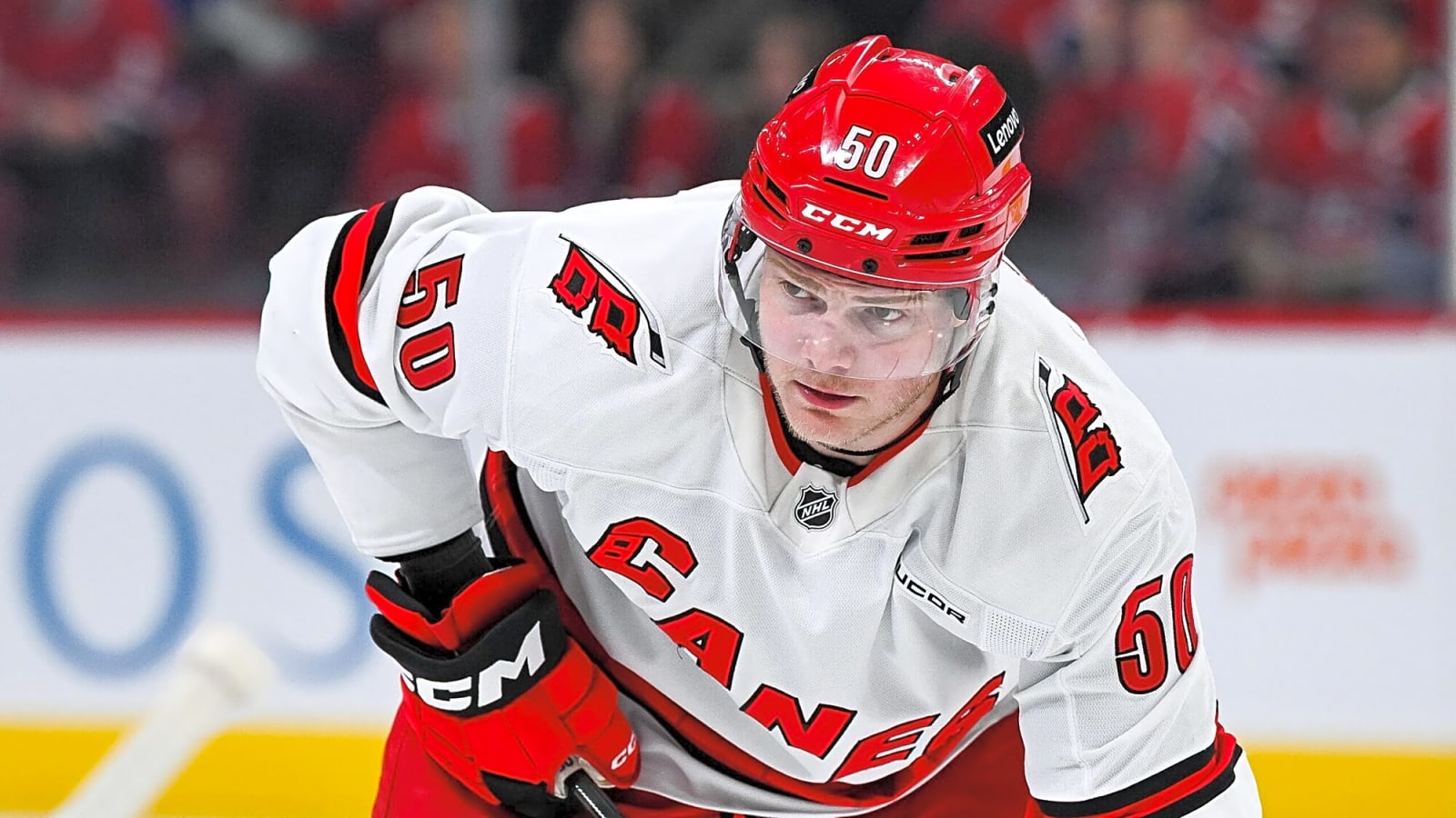 Hurricanes sign Eric Robinson to four-year contract extension