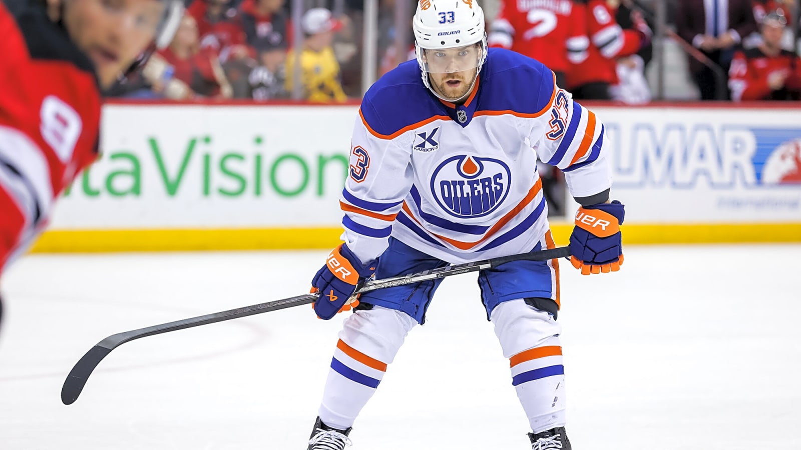 Bruins Acquire Viktor Arvidsson from Oilers in Cap-Clearing Move