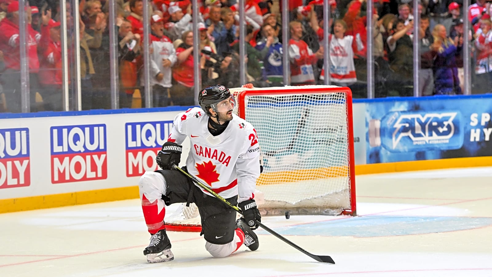2025 NHL Draft Prospect Profile: Porter Martone