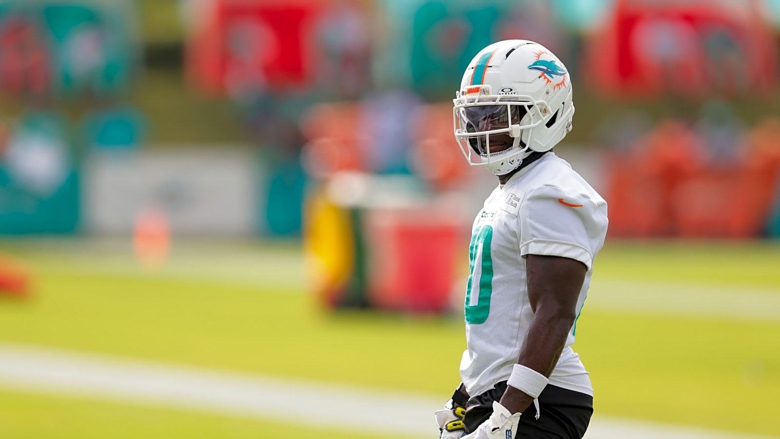 Dolphins never wanted to trade Tyreek Hill